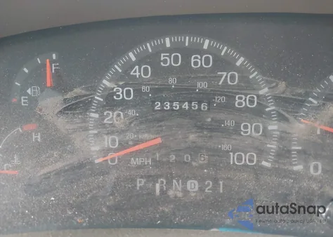 1998 Ford Expedition Eddie Bauer/Xlt from USA, damaged, VIN 1FMRU17L3WLB58899